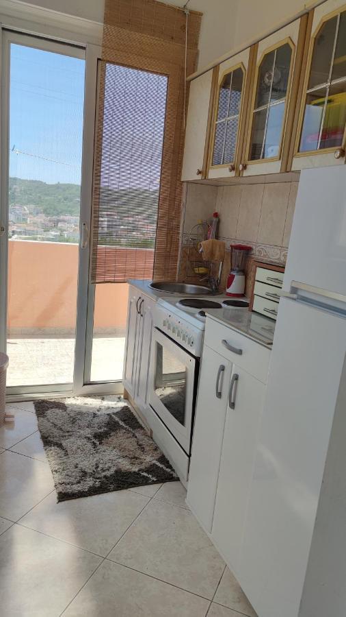 Apartamento Guest'S House "Lindi&Roni" Ulcinj Exterior foto